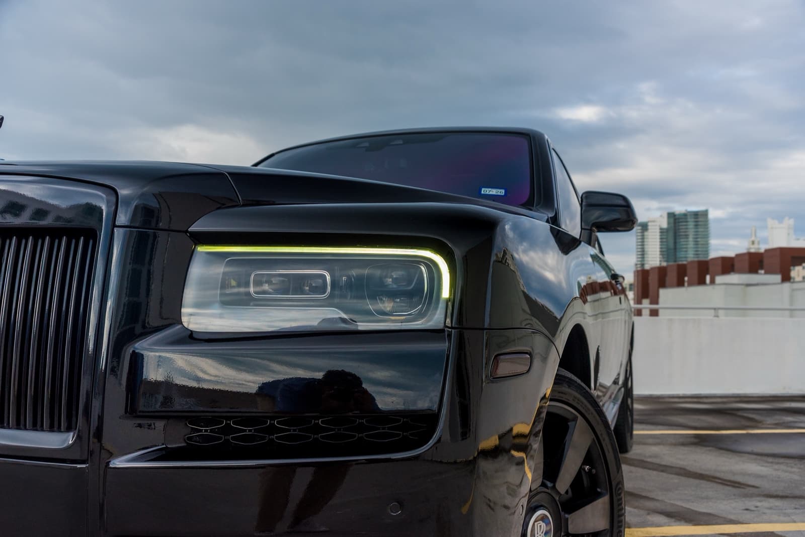 Rolls-Royce Cullinan Black (2) - Image 4