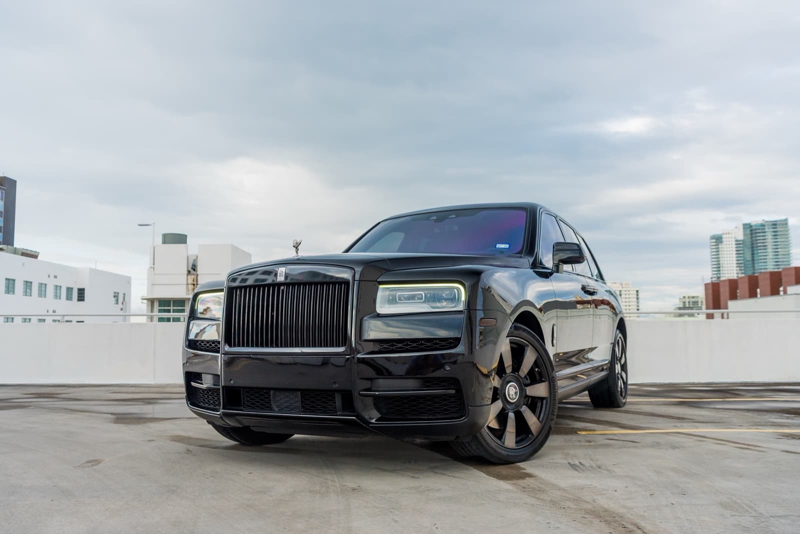 Rolls-Royce Cullinan Black (2) - Image 5
