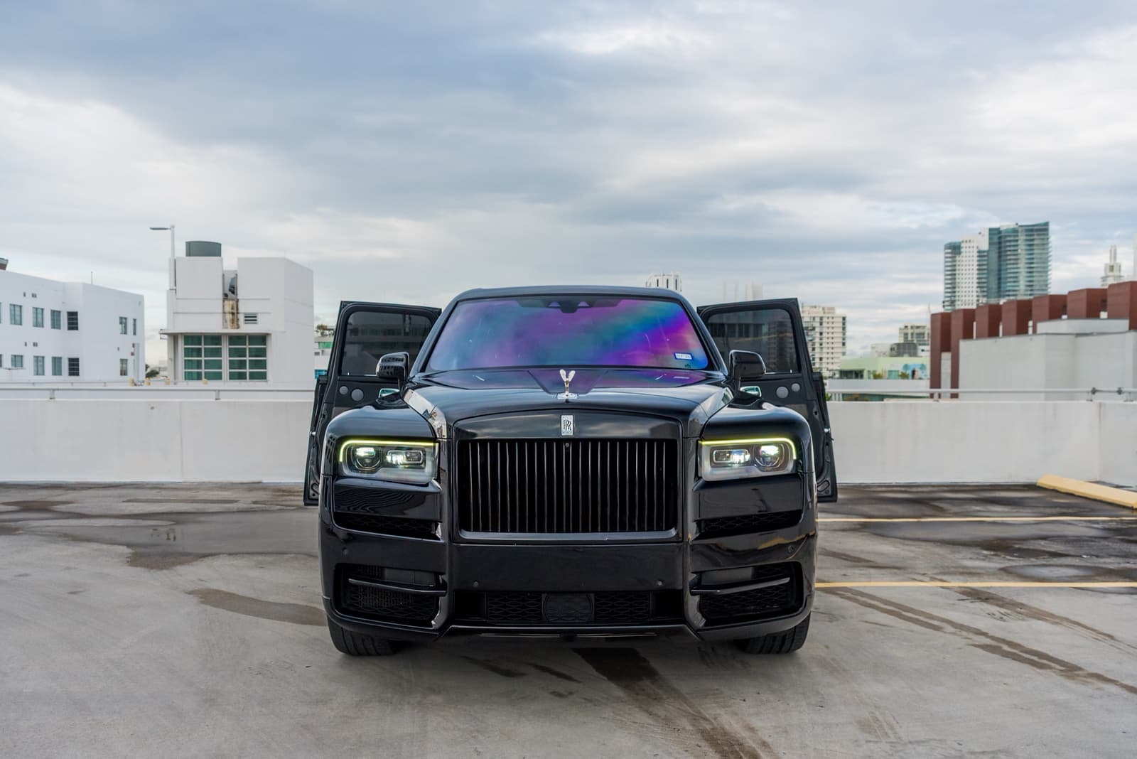 Rolls-Royce Cullinan Black (2) - Image 8