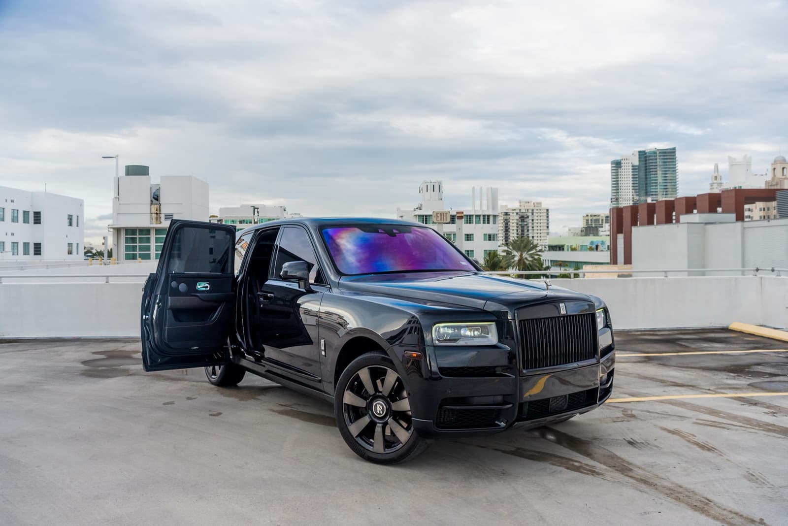 Rolls-Royce Cullinan Black (2) - Image 10