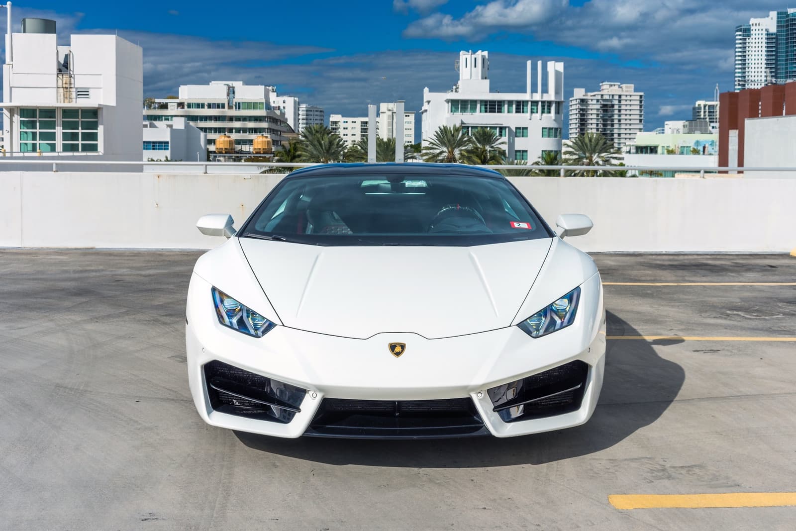 Lamborghini Huracan White - Image 9