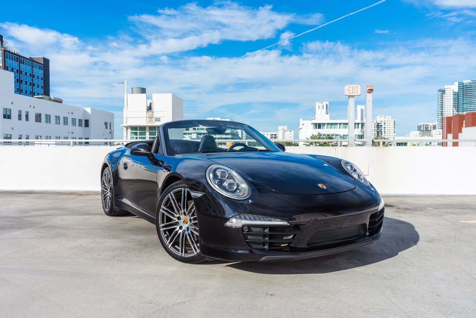 Porsche 911 Carrera Convertible Black Edition Black - Image 13