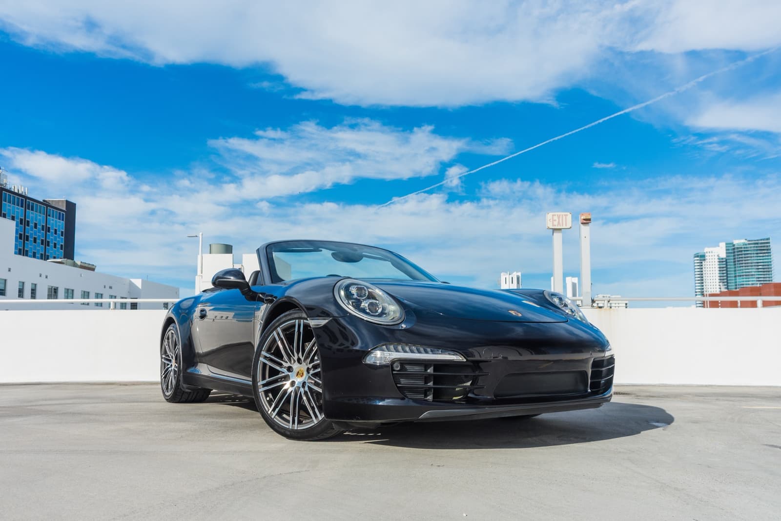 Porsche 911 Carrera Convertible Black Edition Black - Image 14