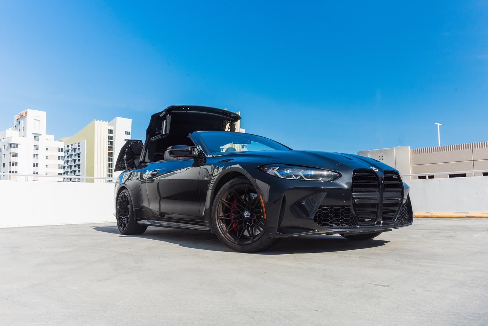 BMW M4 Competition Convertible Black - Image 11