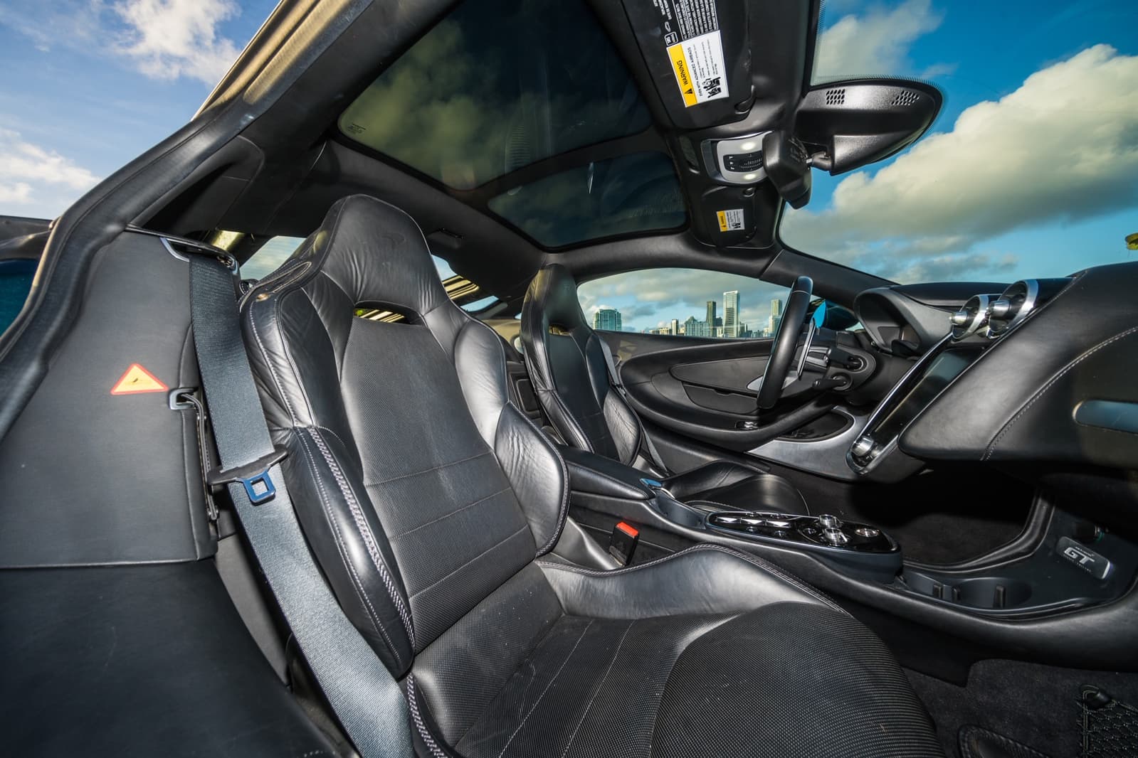 McLaren GT Green - Image 2