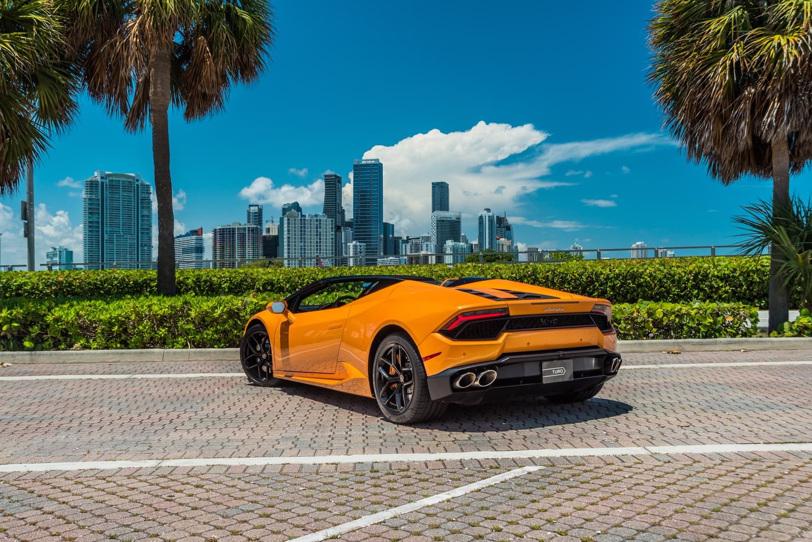 Lamborghini Huracan Spyder Orange - Image 7