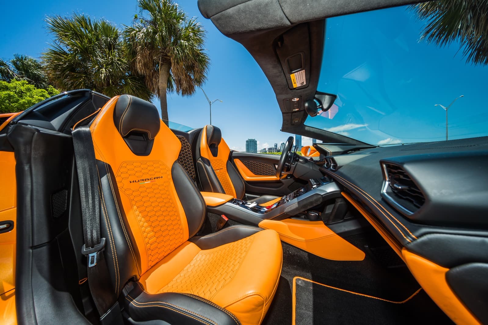Lamborghini Huracan Spyder Orange - Image 11