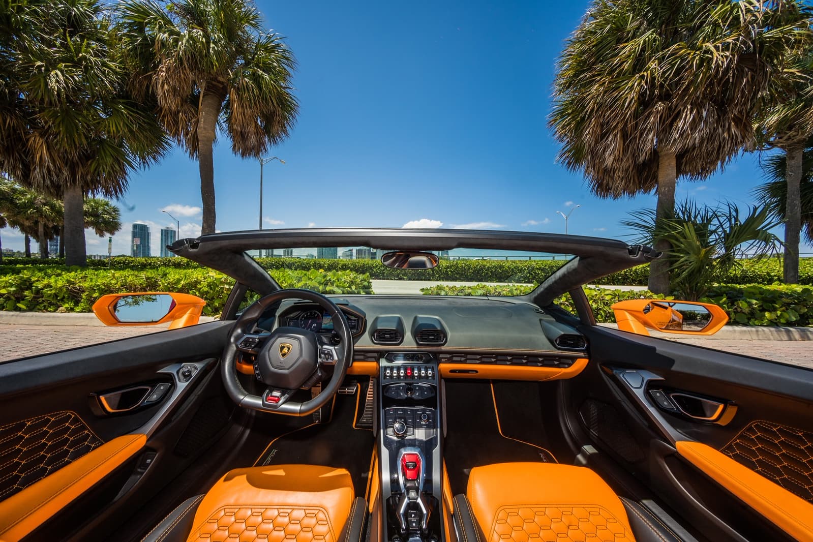 Lamborghini Huracan Spyder Orange - Image 13