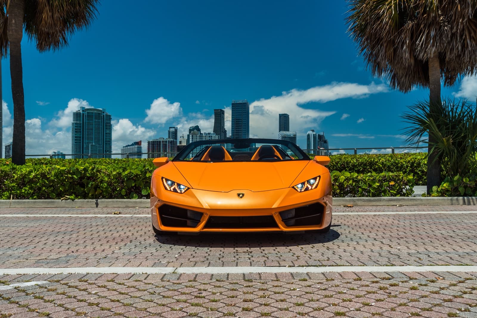 Lamborghini Huracan Spyder Orange - Image 15