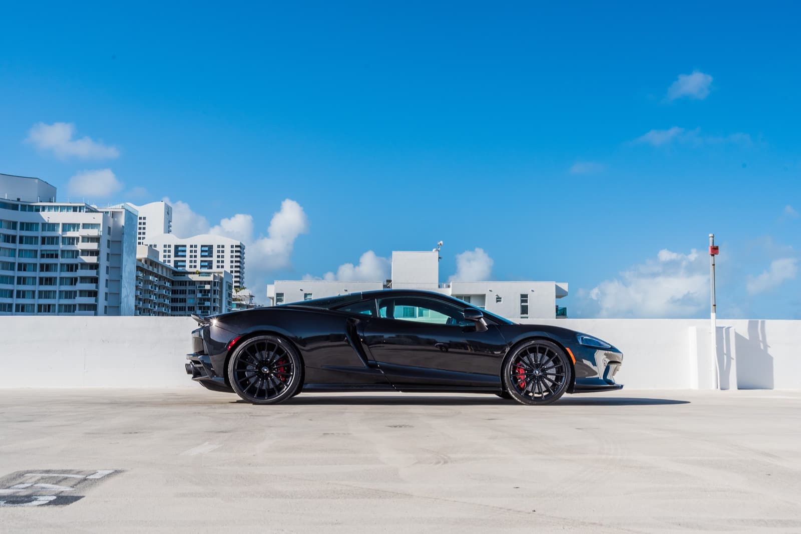 McLaren GT Black - Image 5