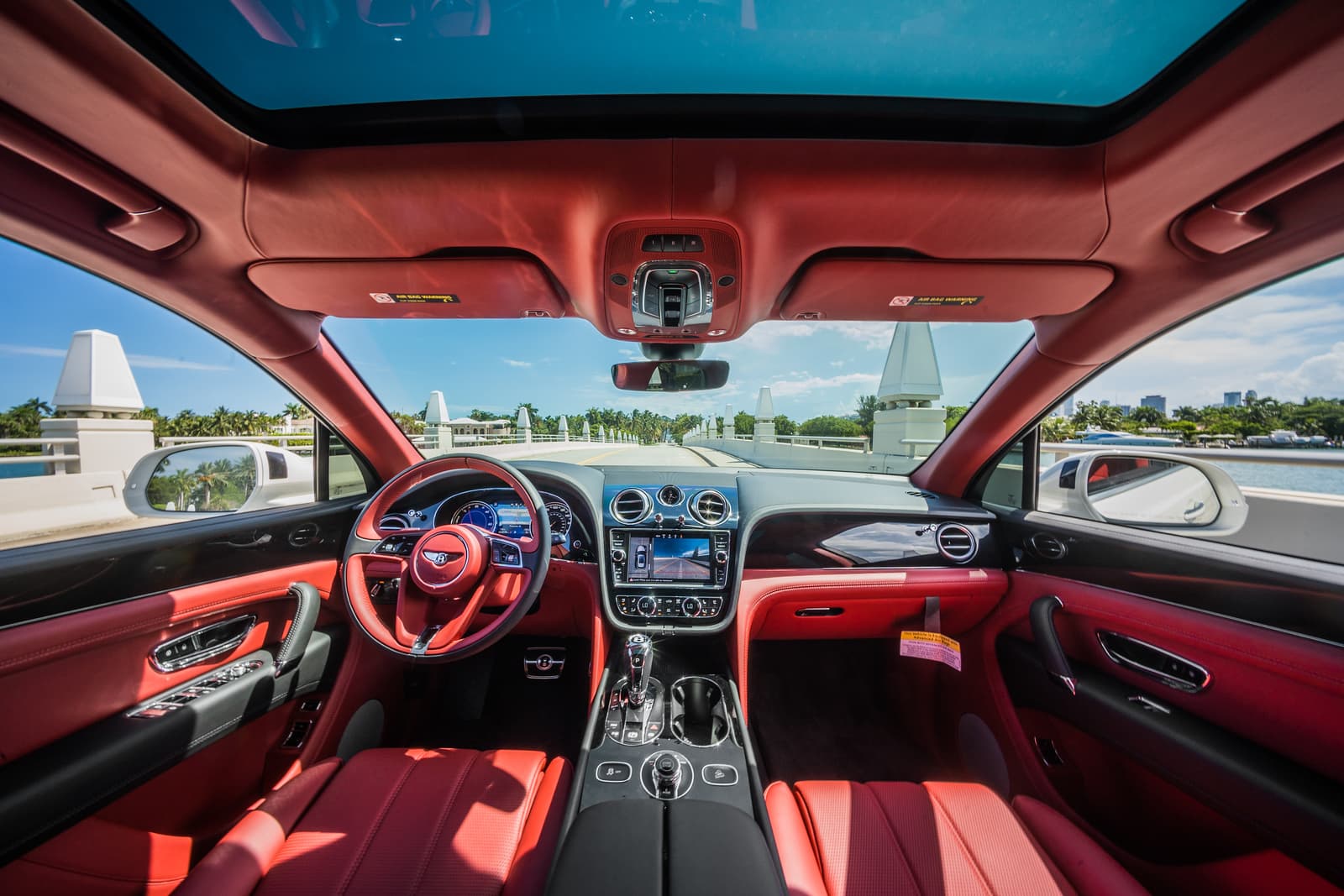 Bentley Bentayga Hybrid - Image 7